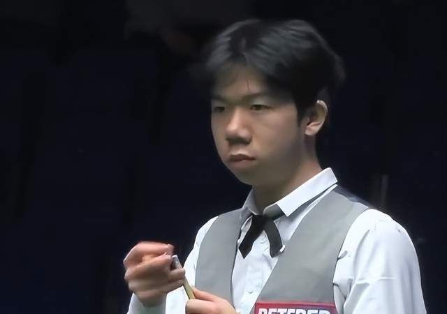 莱斯特城官方：范尼斯特鲁伊正式下课